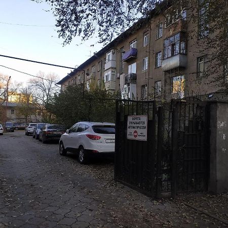 Aura On Erkindik Boulevard Bischkek Exterior foto